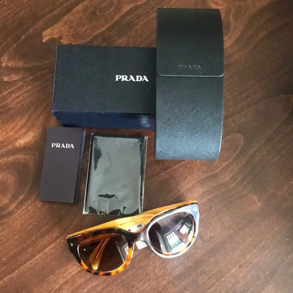 Prada Tortoiseshell and Yellow Sunglasses - Picture 6 of 12